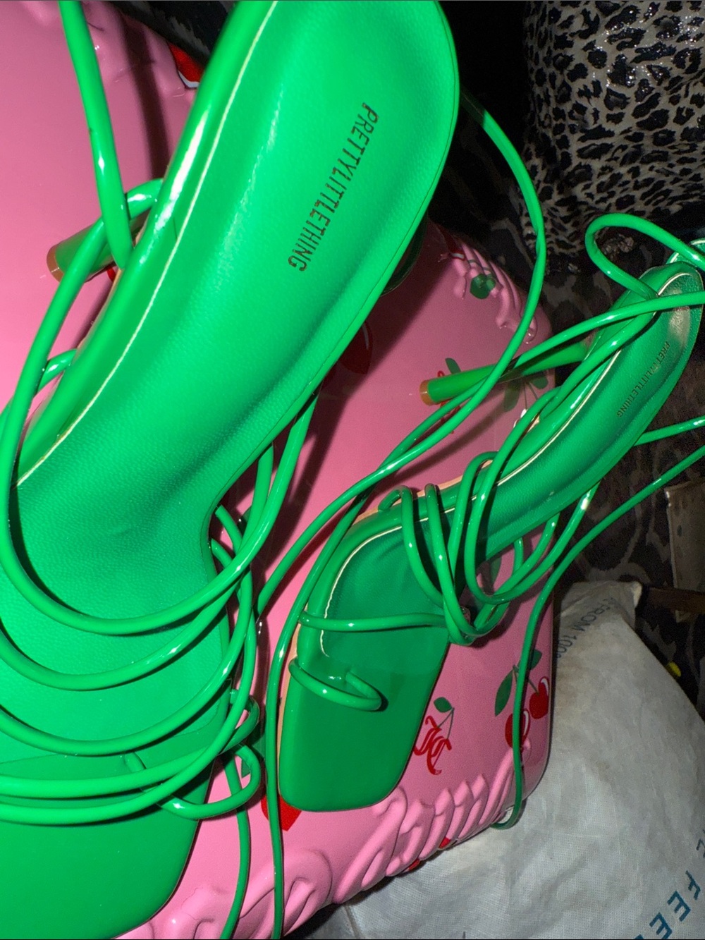 PrettyLittleThing Green Lace-Up Strappy Sandals - Picture 4 of 4